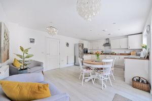 Kitchen Diner- click for photo gallery